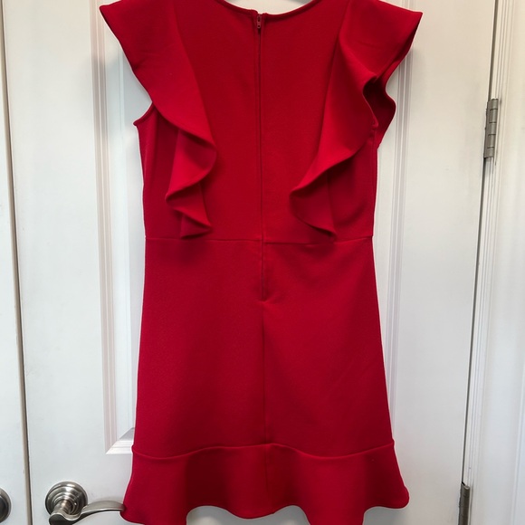 Beautiful red dress! Perfect for holiday events! - Picture 4 of 4